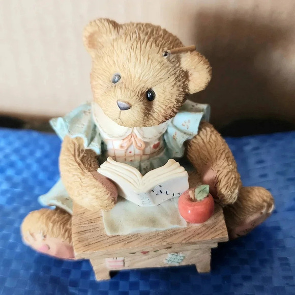 1996 Cherished Teddies Linda "ABC 123 You're a Friend To Me" Figurine School - Picture 1 of 7